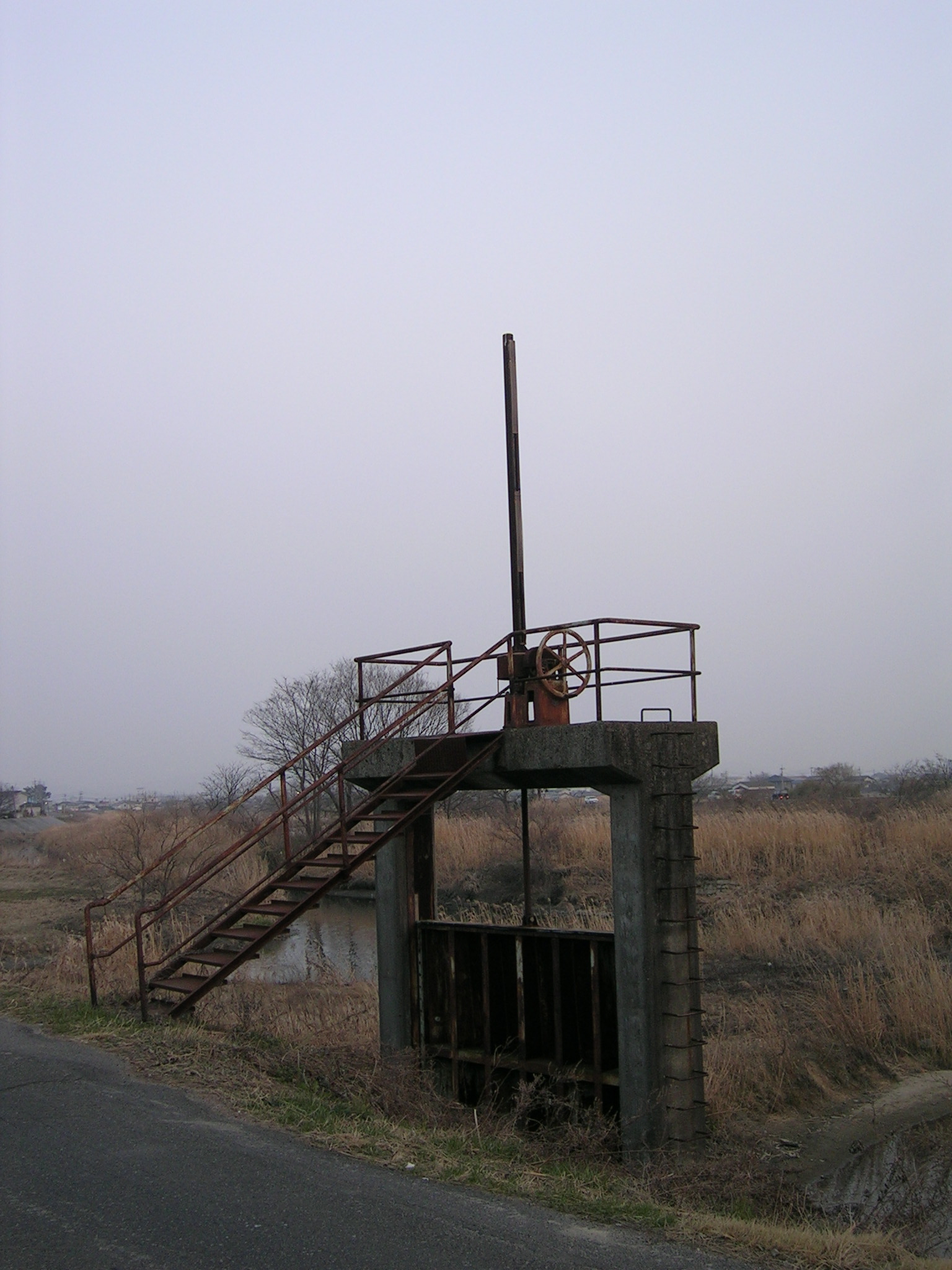 gate